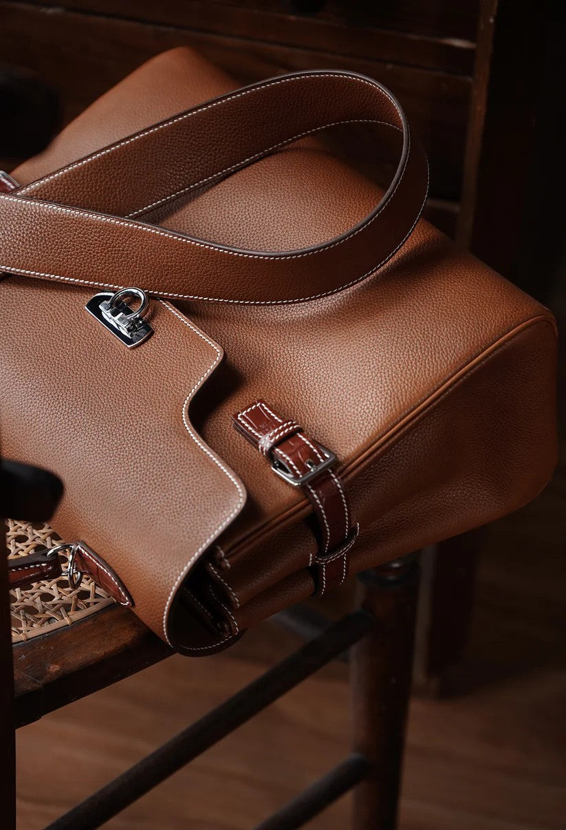 Horseshoe Clasp Bag