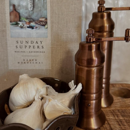 Salt And Pepper Hand-Crank Mill